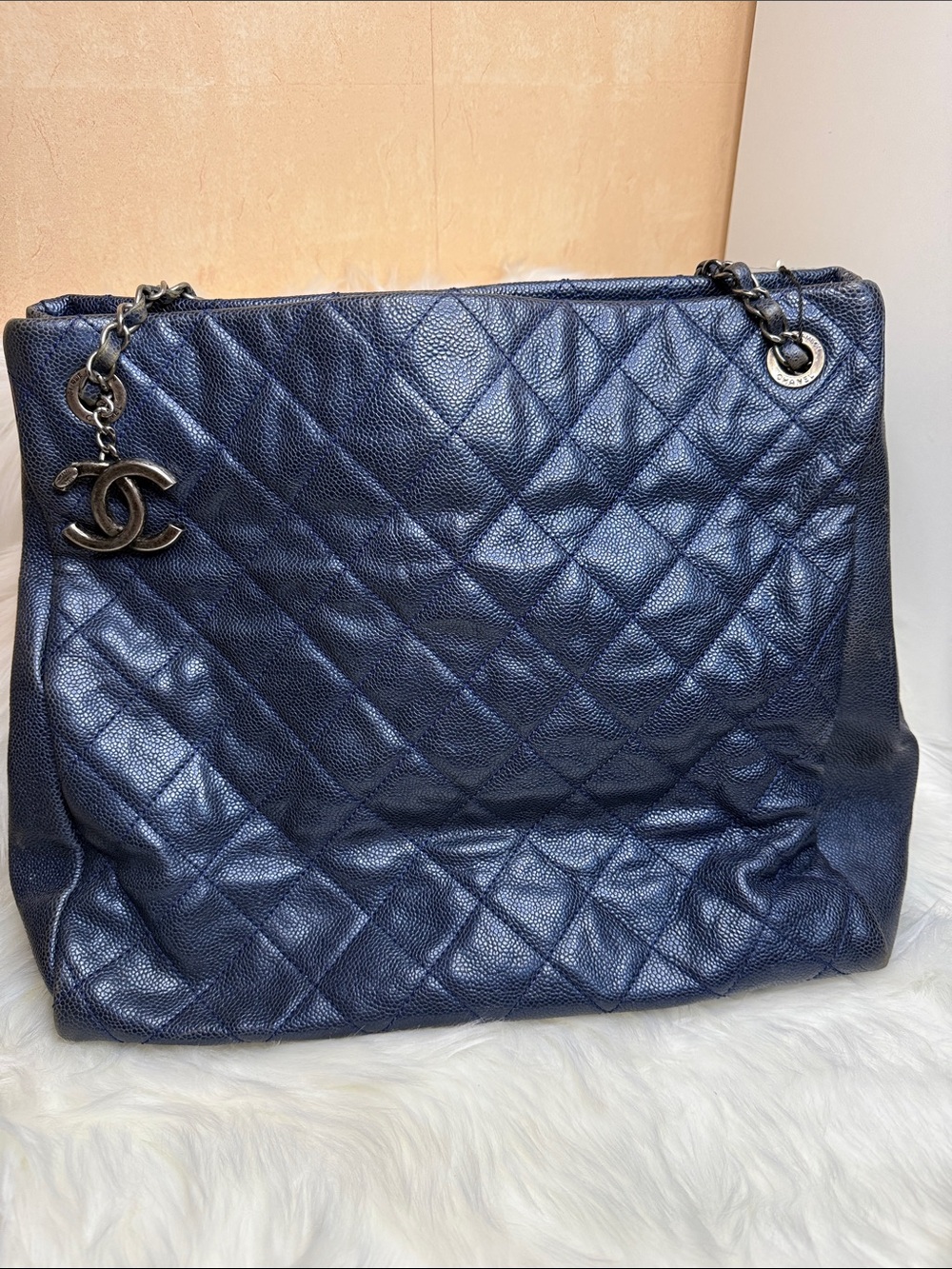 CHANEL Quilted Caviar Leather Chic Shopping Tote
